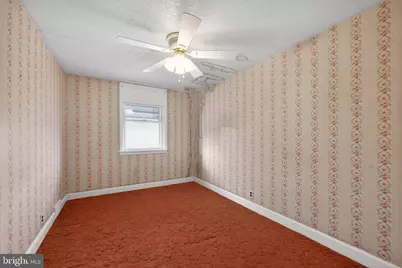 2237 S Harwood Avenue, Upper Darby, PA 19082 - Photo 15