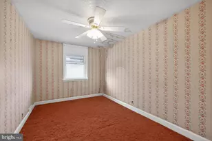 2237 S Harwood Ave, Upper Darby, PA 19082 - Photo 15