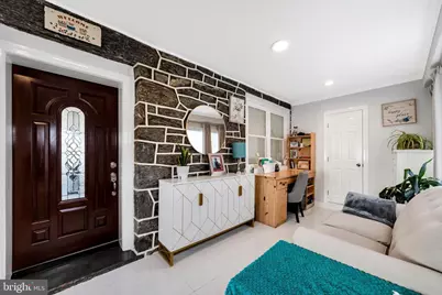 15 Kenmore Road, Upper Darby, PA 19082 - Photo 5