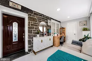 15 Kenmore Rd, Upper Darby, PA 19082 - Photo 5