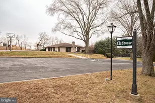 261 Bishop Dr, Aston, PA 19014 - Photo 35