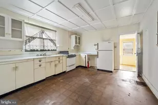 1349 Plum St, Marcus Hook, PA 19061 - Photo 11