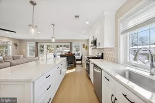 1002 11th Ave, Folsom, PA 19033 - Photo 5