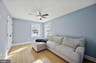 1002 11th Ave, Folsom, PA 19033 - Photo 21