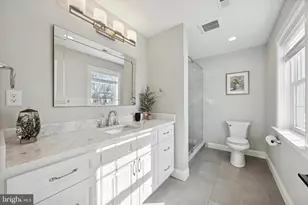 1002 11th Ave, Folsom, PA 19033 - Photo 35