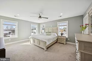 1002 11th Ave, Folsom, PA 19033 - Photo 27