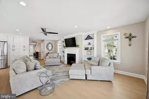 1002 11th Ave, Folsom, PA 19033 - Photo 15