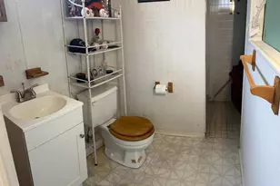 2112 N Lee Ln, Aston, PA 19014 - Photo 15