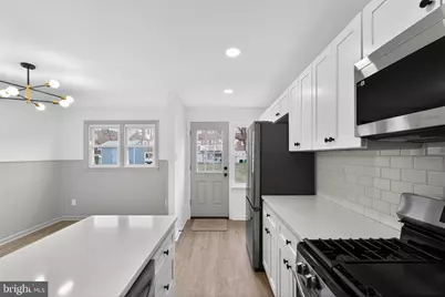 1087 Taylor Drive, Folcroft, PA 19032 - Photo 9