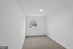 1087 Taylor Dr, Folcroft, PA 19032 - Photo 15