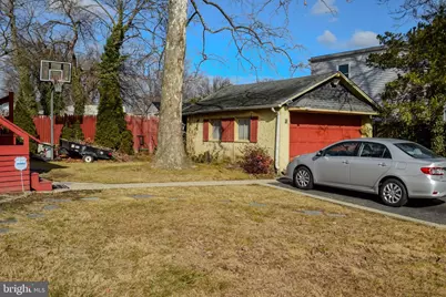 703 Clifton Avenue, Collingdale, PA 19023 - Photo 7