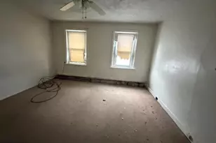 13 Florence Ave, Darby, PA 19023 - Photo 23