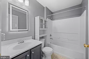 6 Huntingdon Ct, Upper Chichester, PA 19061 - Photo 23