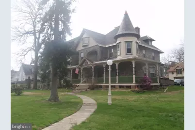 192 N Lansdowne Avenue #D3, Lansdowne, PA 19050 - Photo 1