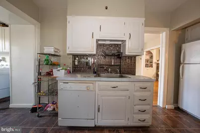 122 Crestview Road, Upper Darby, PA 19082 - Photo 17