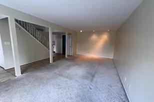 215 E Chelsea Cir, Newtown Square, PA 19073 - Photo 5