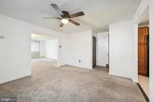 222 Collingdale Ave, Darby, PA 19023 - Photo 9