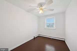 222 Collingdale Ave, Darby, PA 19023 - Photo 23