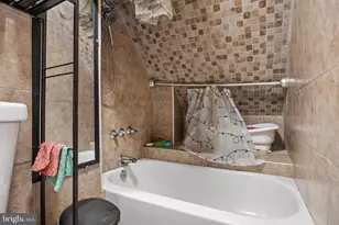 17 S 4th St, Darby, PA 19023 - Photo 27