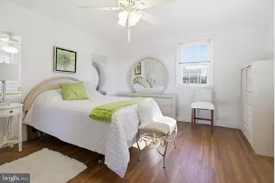 1121 Chester Pike, Crum Lynne, PA 19022 - Photo 15