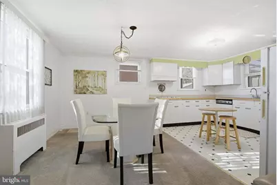 1121 Chester Pike, Crum Lynne, PA 19022 - Photo 5