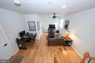 404 Rock Run Cir, Broomall, PA 19008 - Photo 41