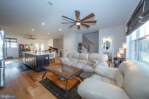 404 Rock Run Cir, Broomall, PA 19008 - Photo 13