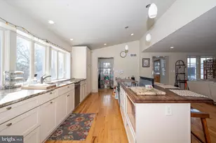 449 Boxwood Rd, Bryn Mawr, PA 19010 - Photo 5