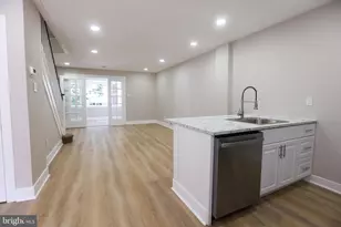 225 Wright Ave, Darby, PA 19023 - Photo 3