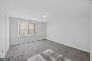 1037 Taylor Dr, Folcroft, PA 19032 - Photo 9