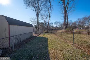 614 Crescent Dr, Glenolden, PA 19036 - Photo 31