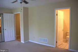 4302 Fox Pointe Ct, Glen Mills, PA 19342 - Photo 11