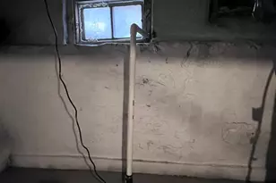 2117 W 4th St, Chester, PA 19013 - Photo 27