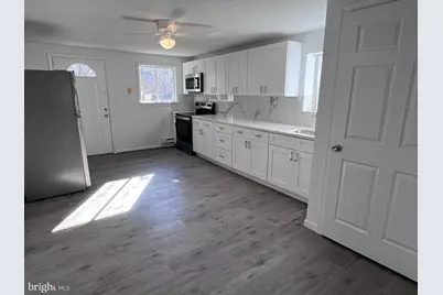 2117 W 4th Street, Chester, PA 19013 - Photo 9