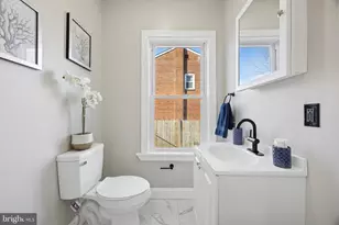 355 Holmes Rd, Holmes, PA 19043 - Photo 17