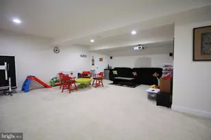 4 Stonehaven Cir, Glen Mills, PA 19342 - Photo 15