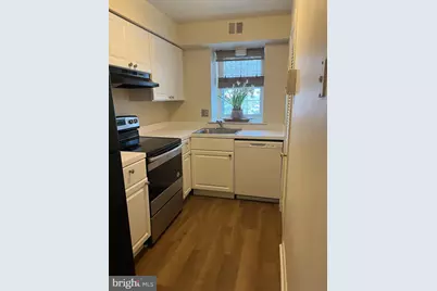 826 South Ave #R-8, Secane, PA 19018 - Photo 13