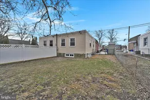 204 Ridley Ave, Folsom, PA 19033 - Photo 25