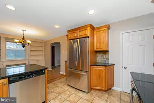 204 Greenbriar Ln, Havertown, PA 19083 - Photo 13