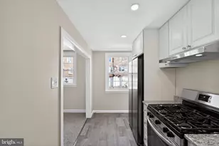 1339 Park Ln, Darby, PA 19023 - Photo 9