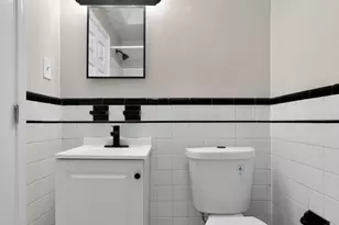 1339 Park Ln, Darby, PA 19023 - Photo 17