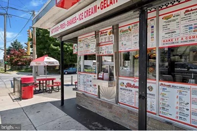 1594 Market, Linwood, PA 19061 - Photo 3