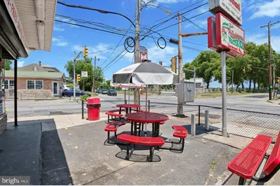 1594 Market, Linwood, PA 19061 - Photo 9