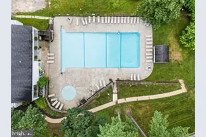 147 W Kenilworth Circle, Newtown Square, PA 19073 - Photo 3