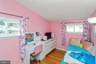 915 Flora, Upper Chichester, PA 19061 - Photo 19