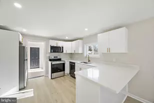 2109 Ferncroft Ave, Upper Chichester, PA 19061 - Photo 3