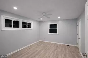 1110 Wynnbrook Rd, Secane, PA 19018 - Photo 15