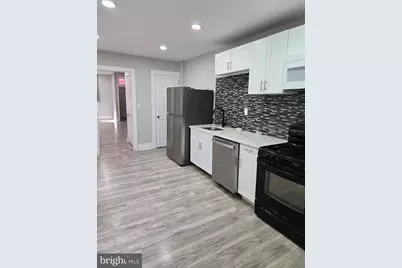 1031 Hyatt Street, Chester, PA 19013 - Photo 5