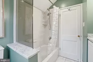 1045 Edgerton Rd, Secane, PA 19018 - Photo 21