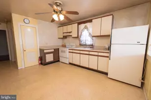 4022 W 7th St, Trainer, PA 19061 - Photo 17